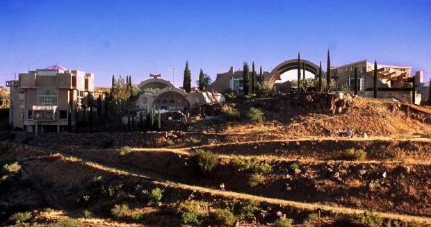 Paolo Soleri, architect who founded Arcosanti, dies in Arizona